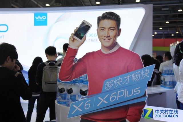 vivo參展移動(dòng)全球大會(huì) X6&X6Plus受追捧 