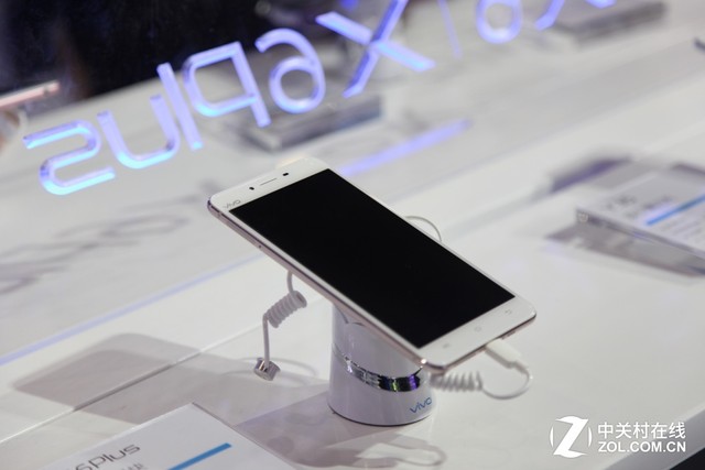 vivo參展移動(dòng)全球大會(huì) X6&X6Plus受追捧 
