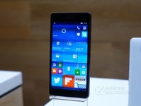 再次發(fā)售 無(wú)鎖版Lumia 950美國(guó)官網(wǎng)現(xiàn)貨