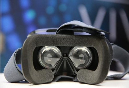 HTC Vive今天開啟預售6888元起 真的貴嗎？