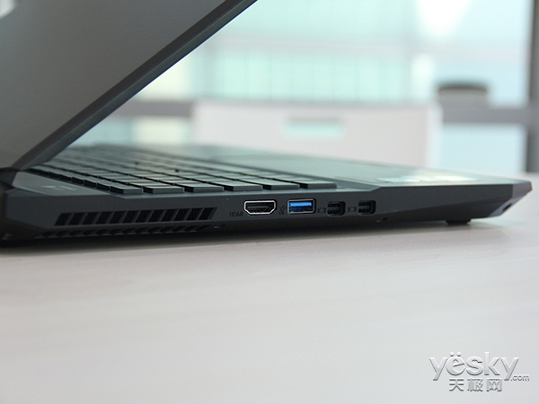 72%高色域更佳 搭全新Skylake平臺(tái)這個(gè)價(jià)?