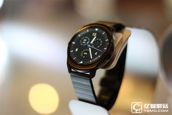 妹子也能戴了！Ticwatch 2現(xiàn)場(chǎng)圖賞：小巧時(shí)尚