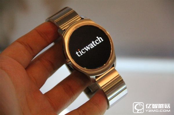妹子也能戴了！Ticwatch 2現(xiàn)場(chǎng)圖賞：小巧時(shí)尚