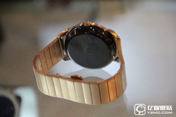 妹子也能戴了！Ticwatch 2現(xiàn)場(chǎng)圖賞：小巧時(shí)尚