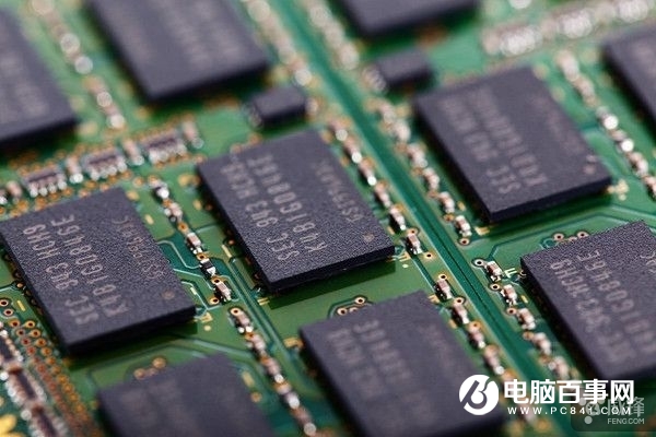 <a href=/mobile/ target=_blank class=infotextkey>智能手機(jī)</a>到底多大內(nèi)存才算夠用？專家說(shuō)4GB足矣