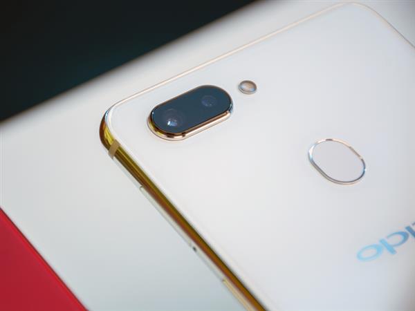 OPPO R15值不值得買(mǎi)？ 這篇文章告訴你