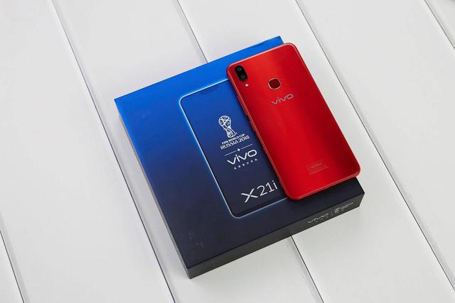 vivo X21i評(píng)測(cè)：接地氣的全面屏手機(jī) vivo X21i值得買嗎？