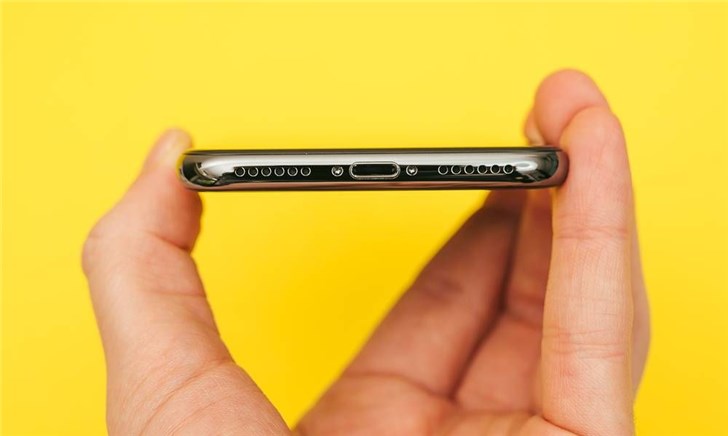 蘋果史上最好？iPhone XS已出現(xiàn)這么多問題