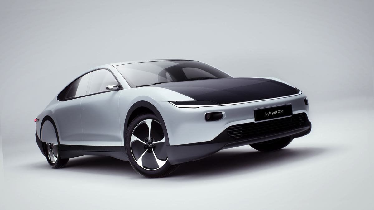 最新太陽能汽車《Lightyear One》公布 更安全更環保更長續航里程！