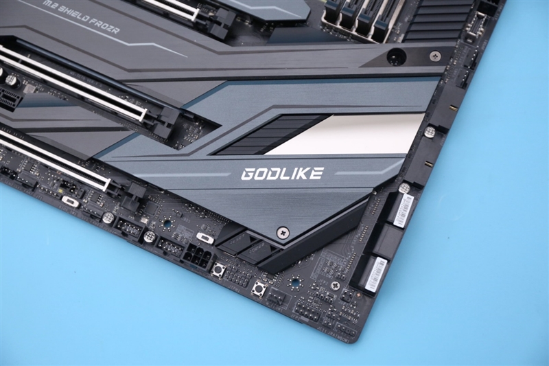 來自4600MHz C19的感動！微星MEG Z490 GODLIKE主板評測